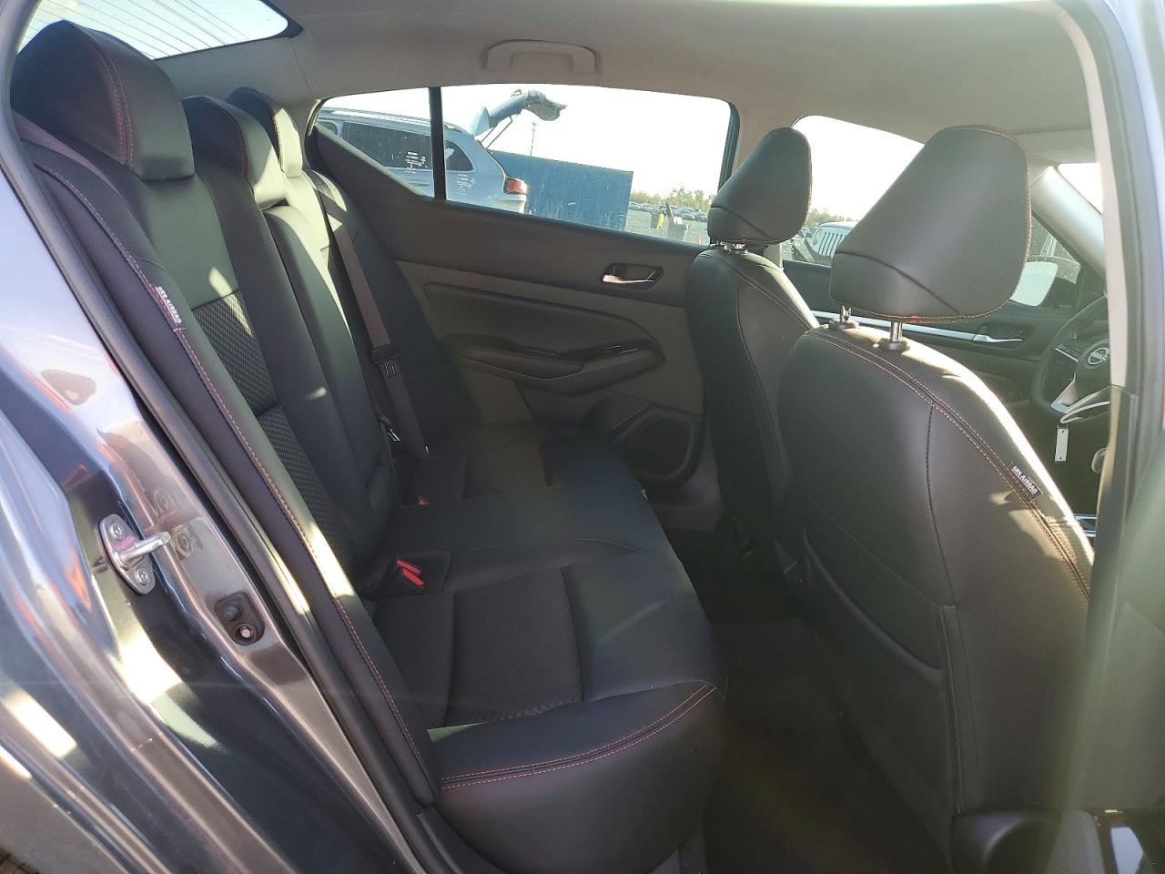 2025 NISSAN ALTIMA SR photo 10