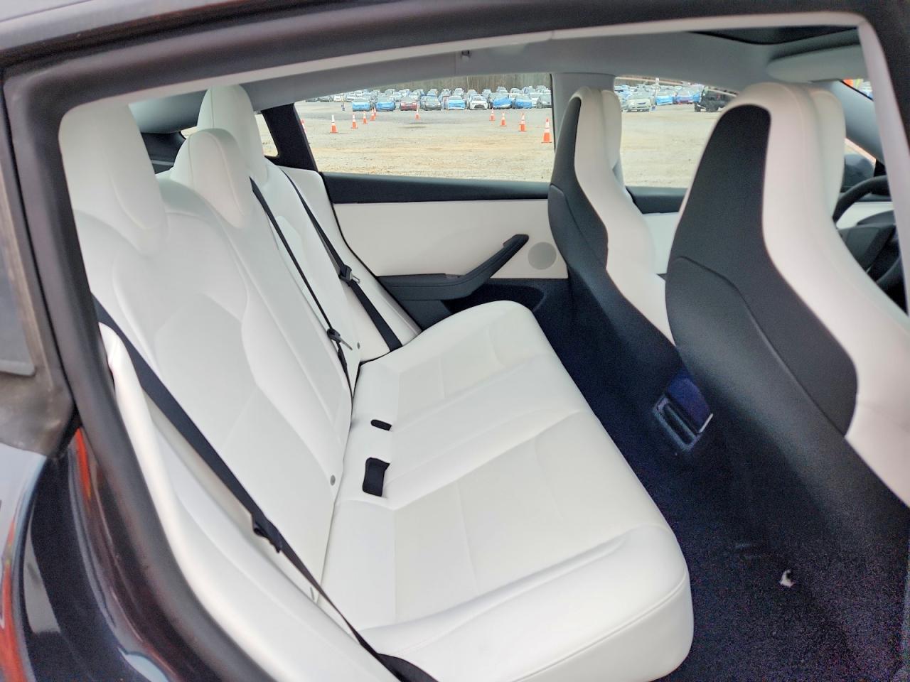 2024 TESLA MODEL 3 photo 10