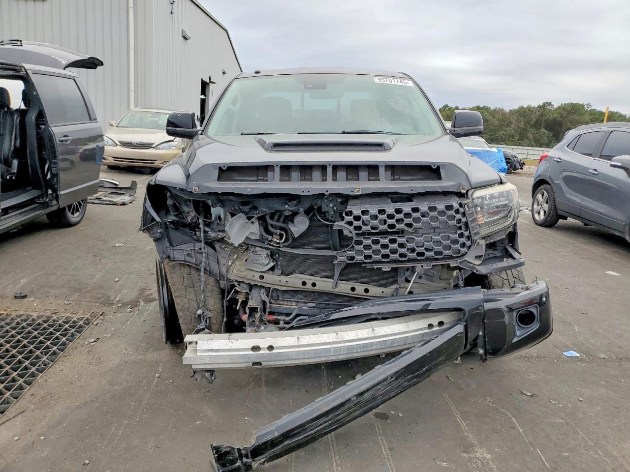 2018 TOYOTA TUNDRA SR5 photo 5