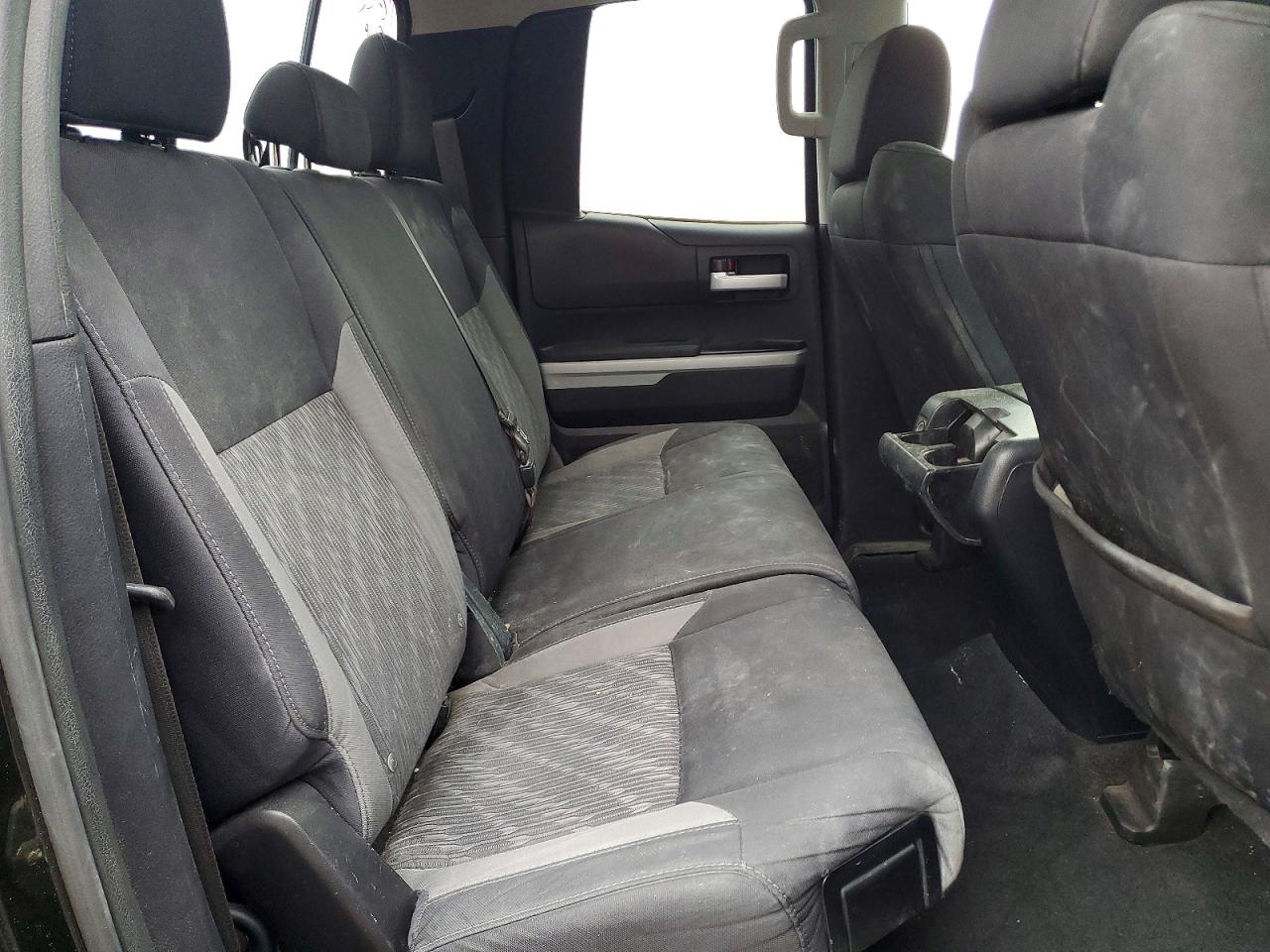 2018 TOYOTA TUNDRA SR5 photo 10