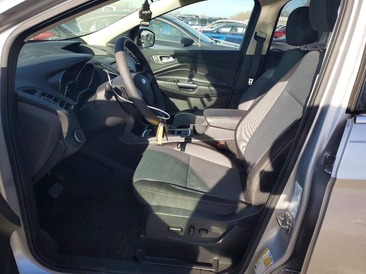 2017 FORD ESCAPE photo 7