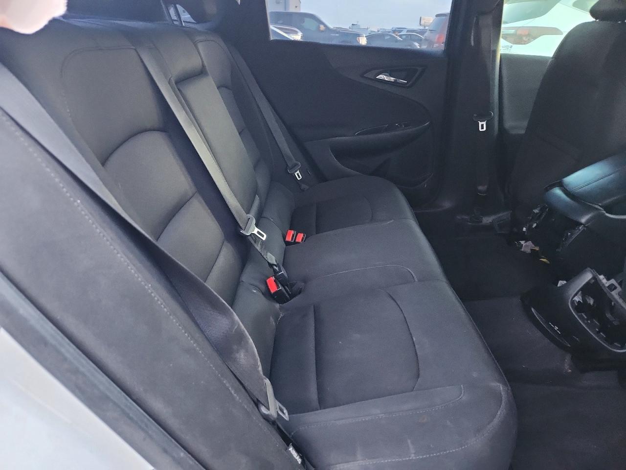 2018 CHEVROLET MALIBU LT photo 10