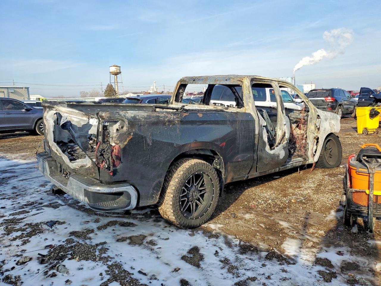 2019 CHEVROLET SILVERADO K1500 LT photo 3