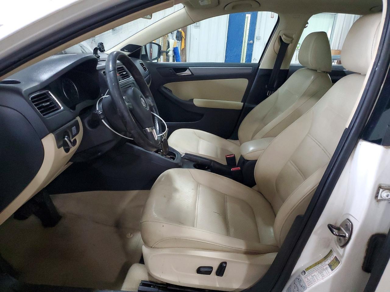 2013 VOLKSWAGEN JETTA TDI photo 7