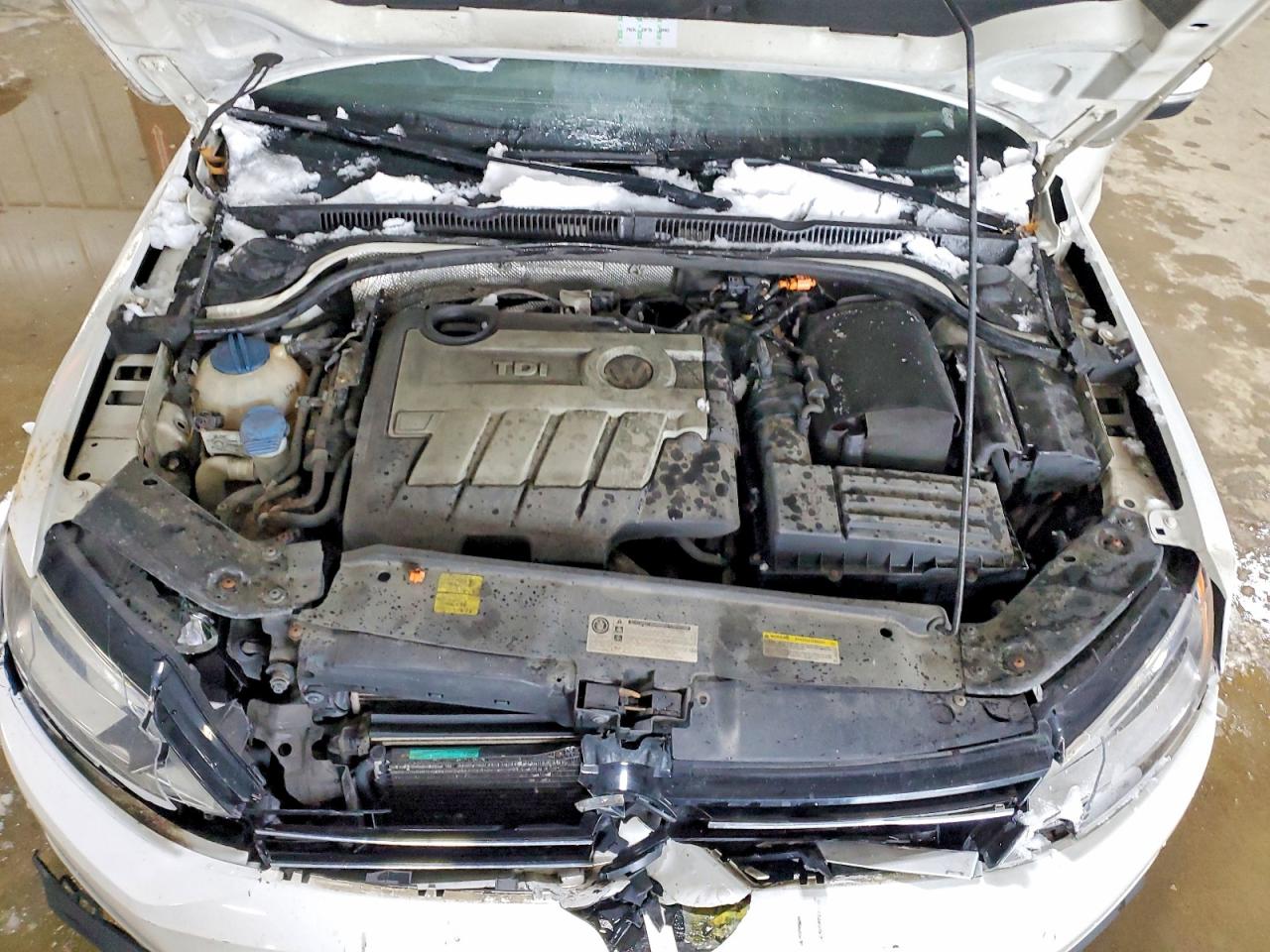 2013 VOLKSWAGEN JETTA TDI photo 11