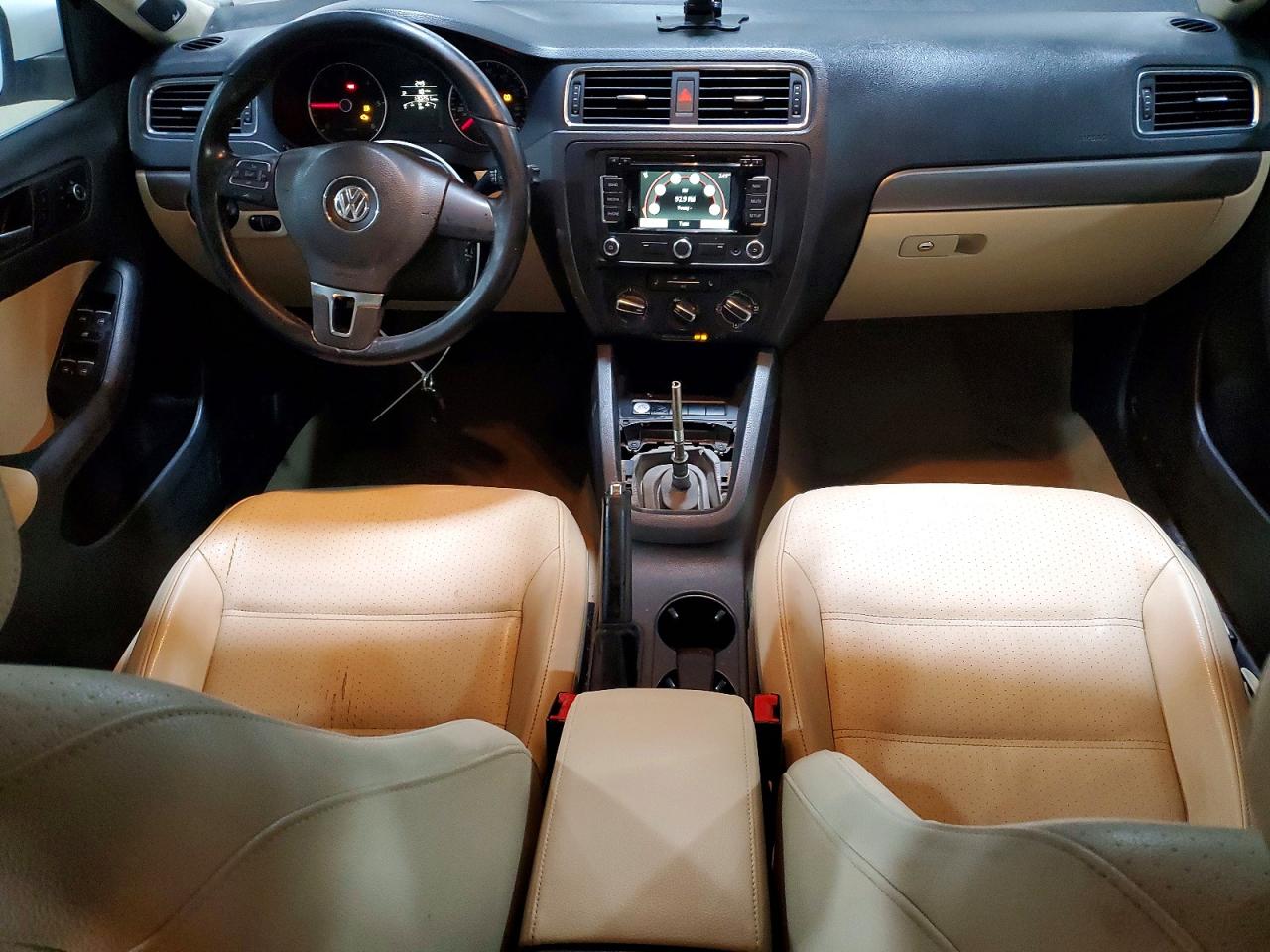 2013 VOLKSWAGEN JETTA TDI photo 8