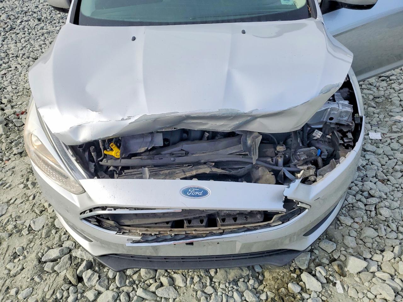 2018 FORD FOCUS SE photo 11