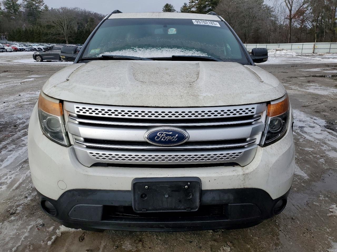 2011 FORD EXPLORER photo 5