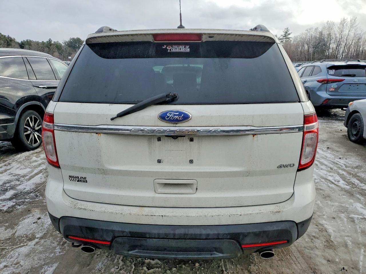2011 FORD EXPLORER photo 6