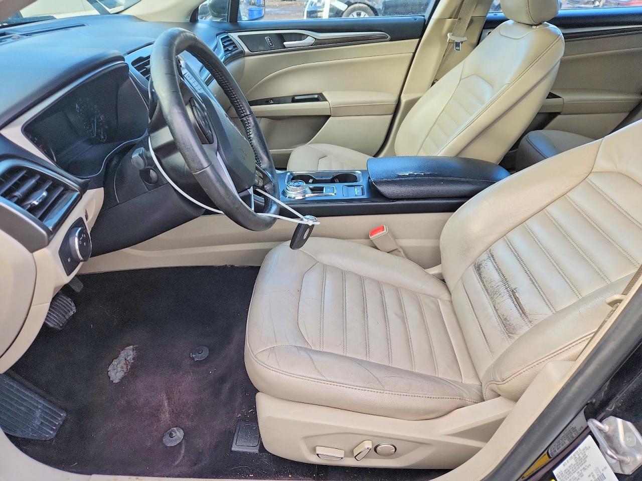 2017 FORD FUSION SE photo 7
