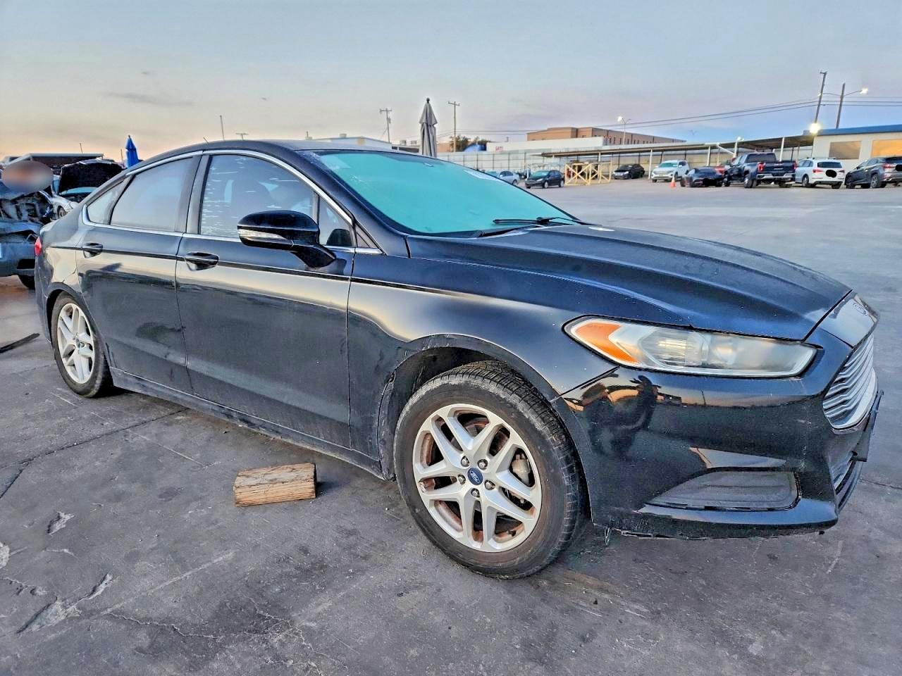 2016 FORD FUSION SE photo 4