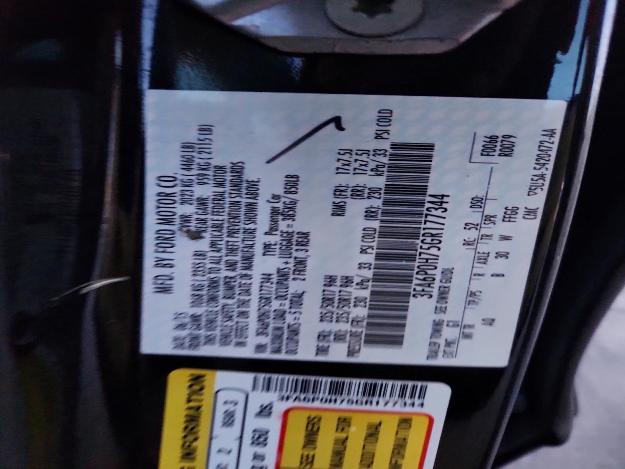 2016 FORD FUSION SE photo 12