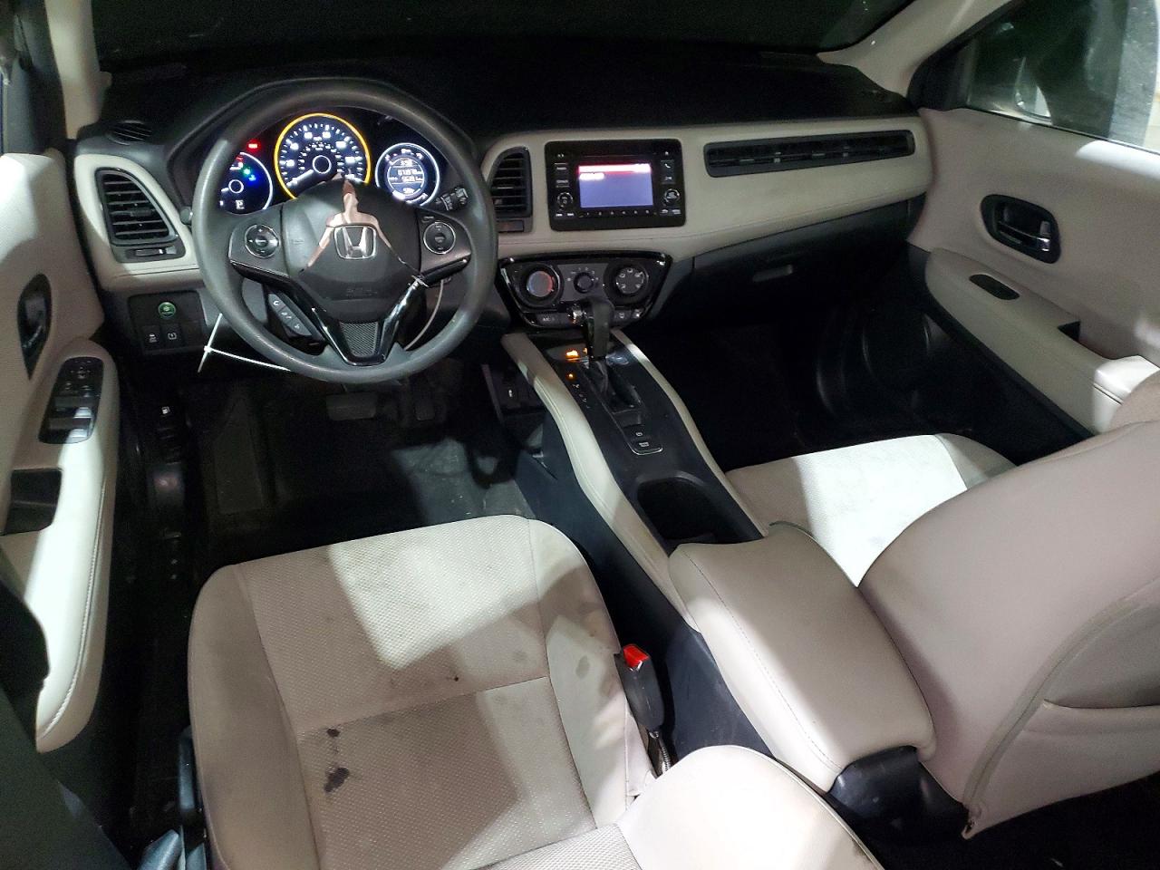 2016 HONDA HR-V LX photo 8