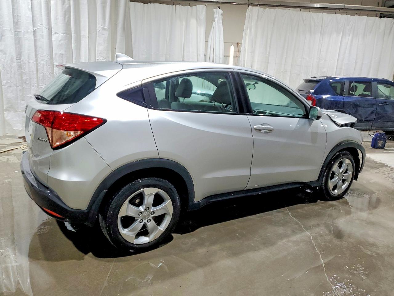 2016 HONDA HR-V LX photo 3