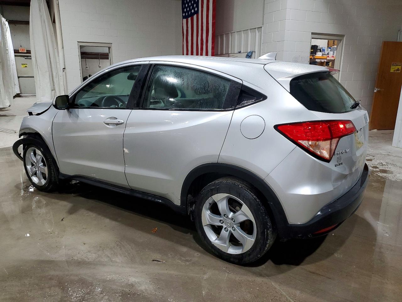 2016 HONDA HR-V LX photo 2