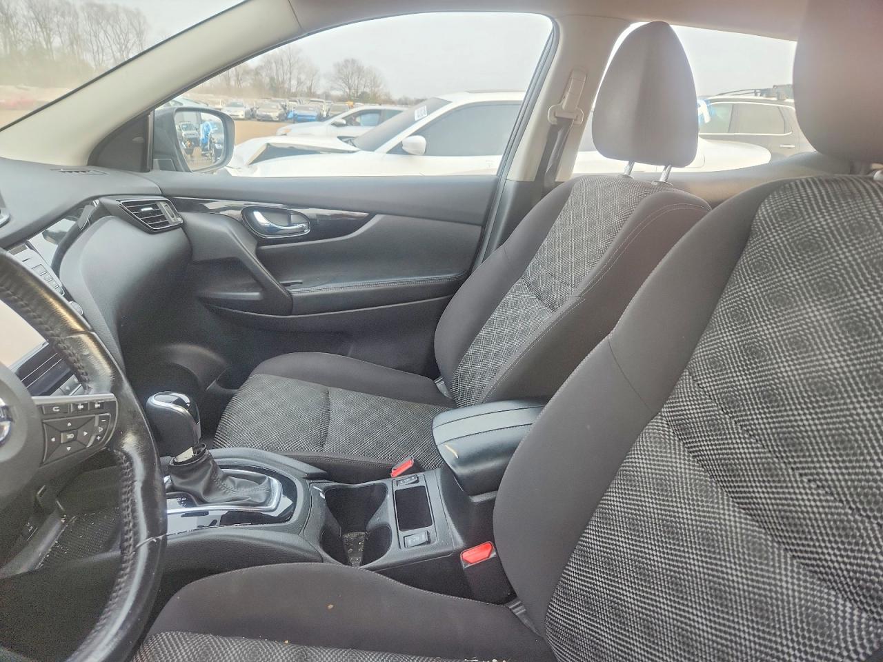 2018 NISSAN ROGUE SPORT S photo 7