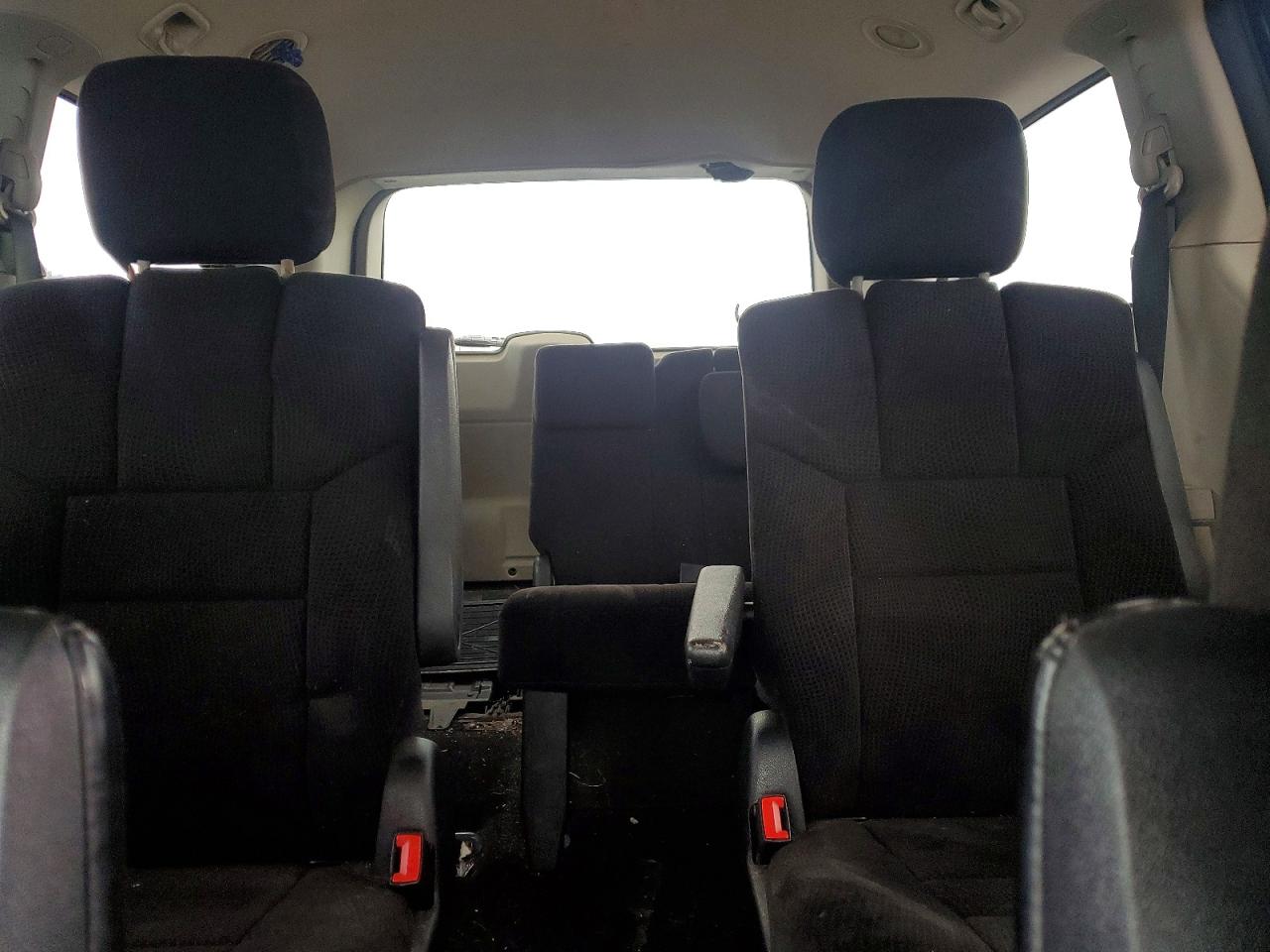 2013 DODGE GRAND CARAVAN SE photo 10