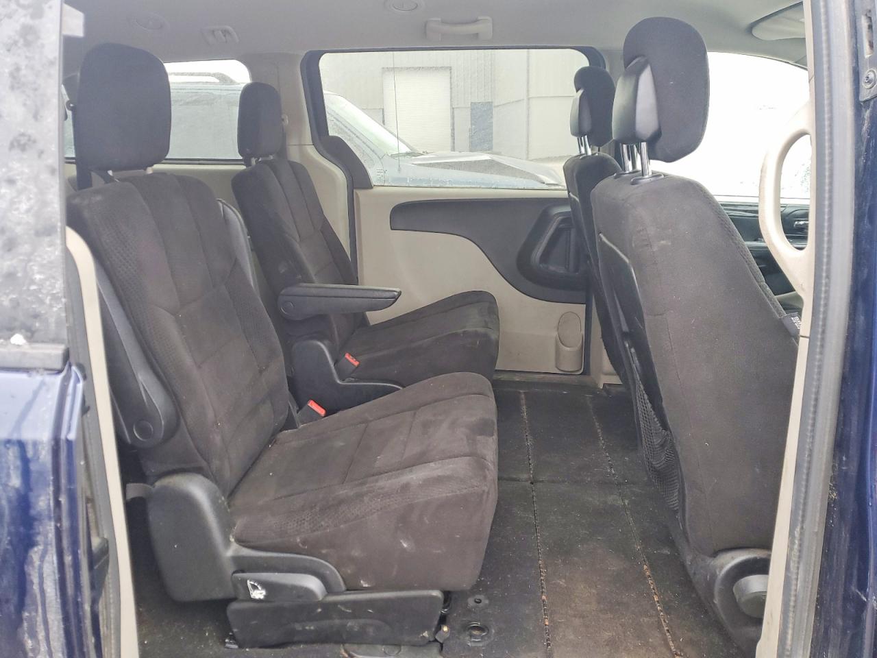 2013 DODGE GRAND CARAVAN SE photo 11