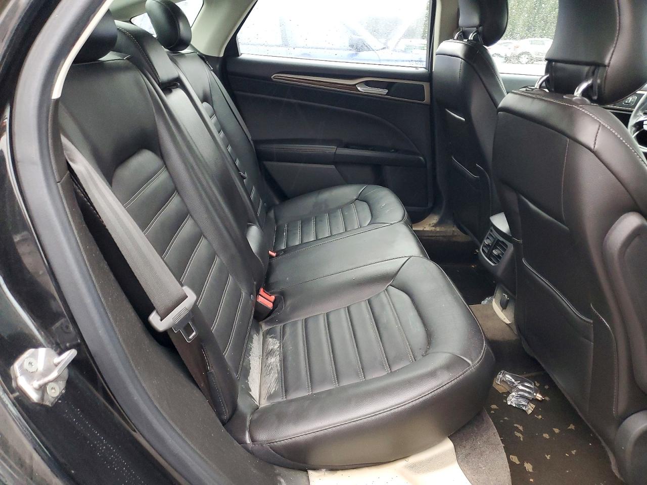 2013 FORD FUSION SE photo 10