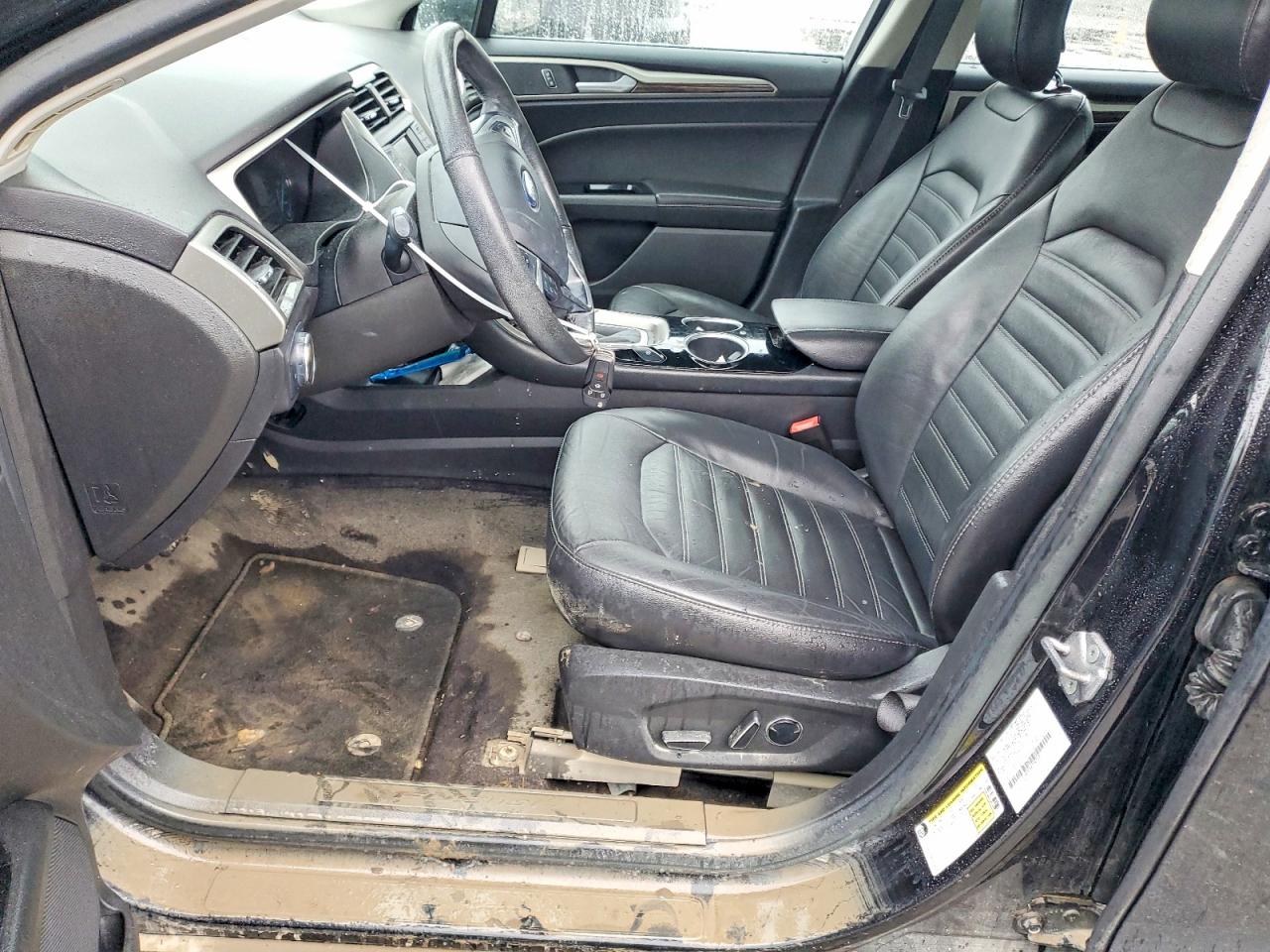 2013 FORD FUSION SE photo 7