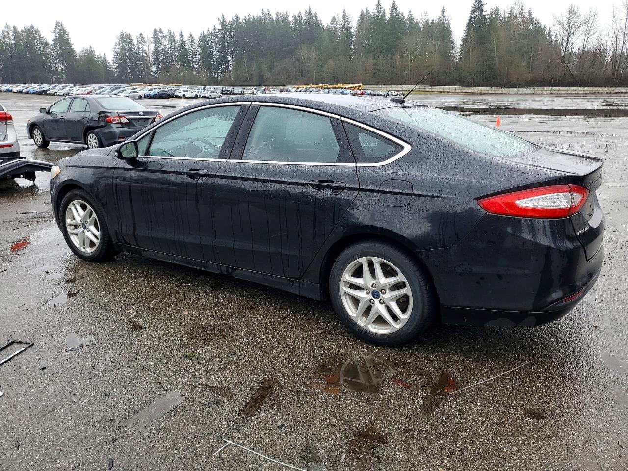 2013 FORD FUSION SE photo 2