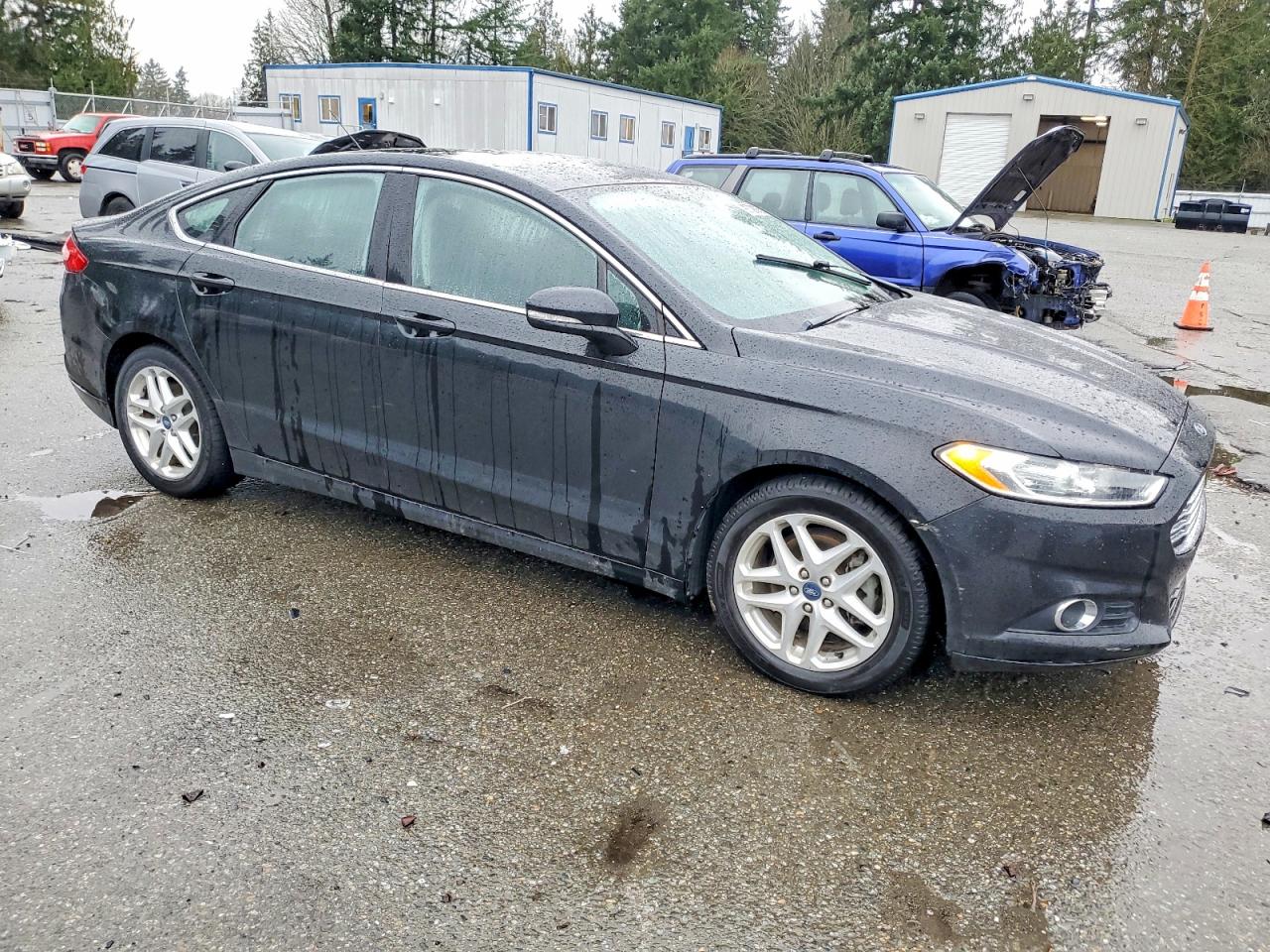 2013 FORD FUSION SE photo 4