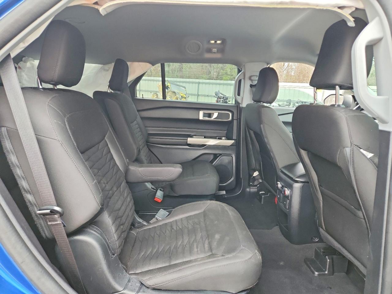 2021 FORD EXPLORER XLT photo 11