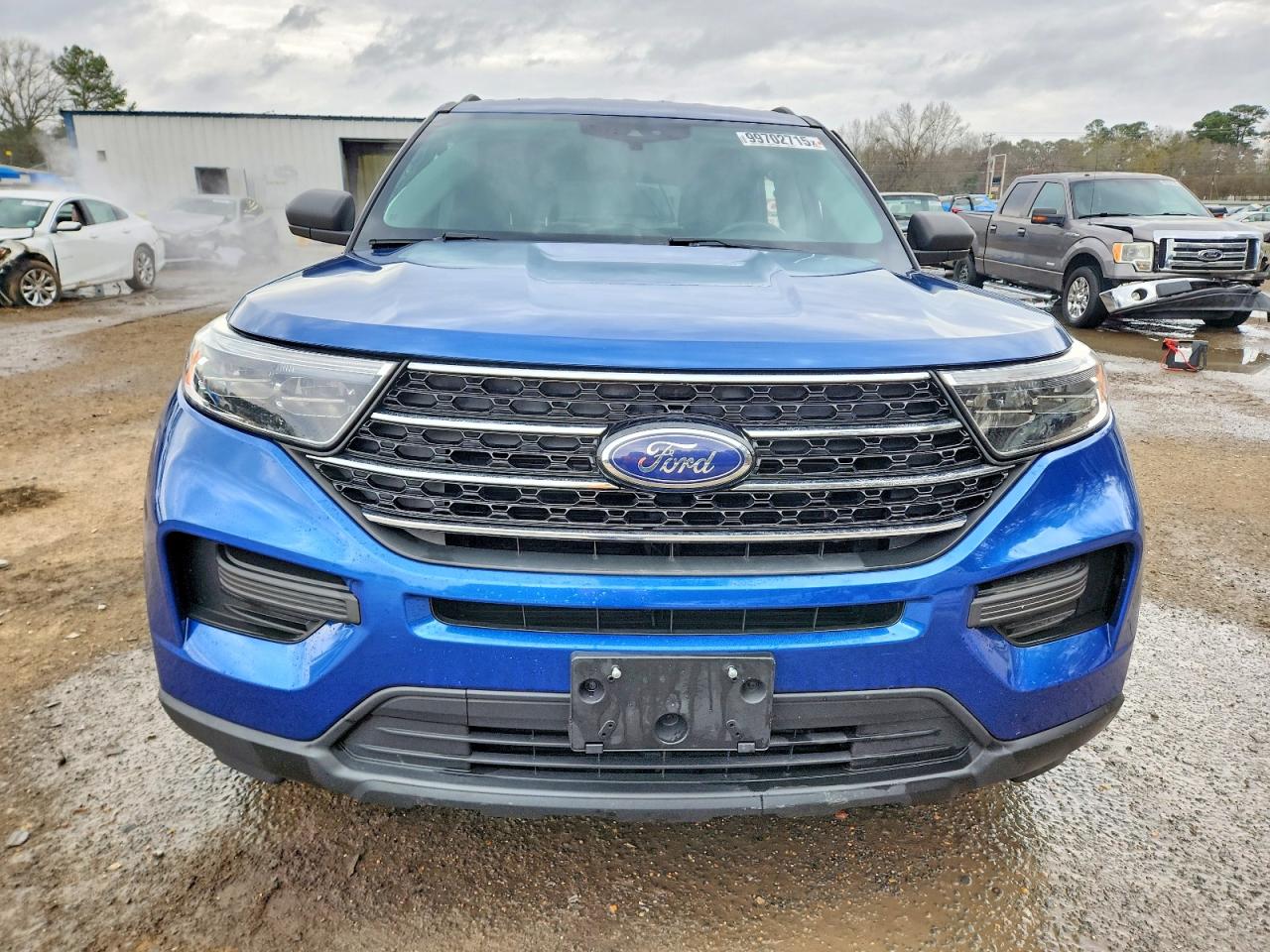 2021 FORD EXPLORER XLT photo 5