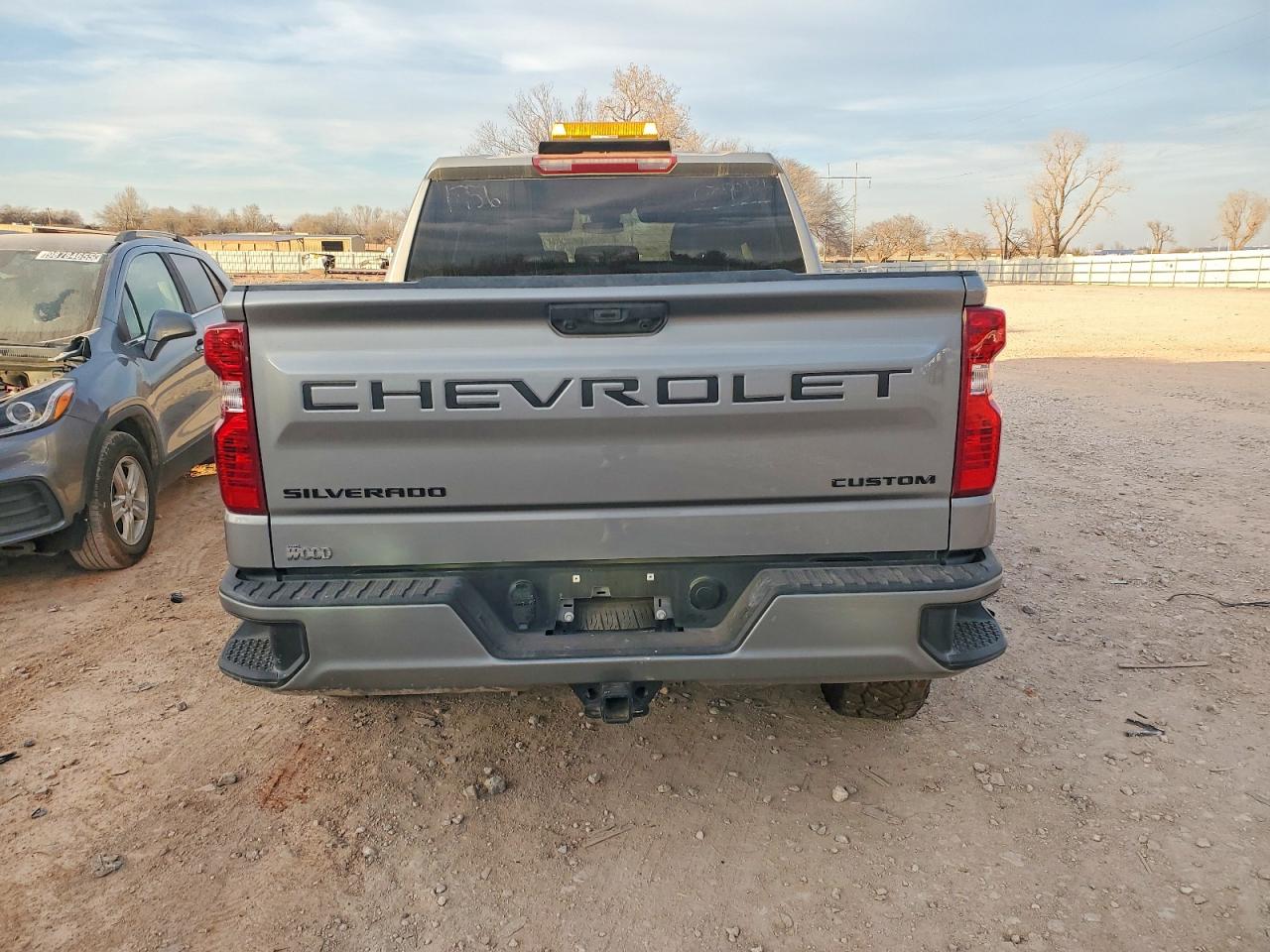 2024 CHEVROLET SILVERADO K1500 CUSTOM photo 6
