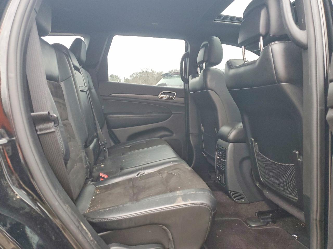 2018 JEEP GRAND CHEROKEE LAREDO photo 11