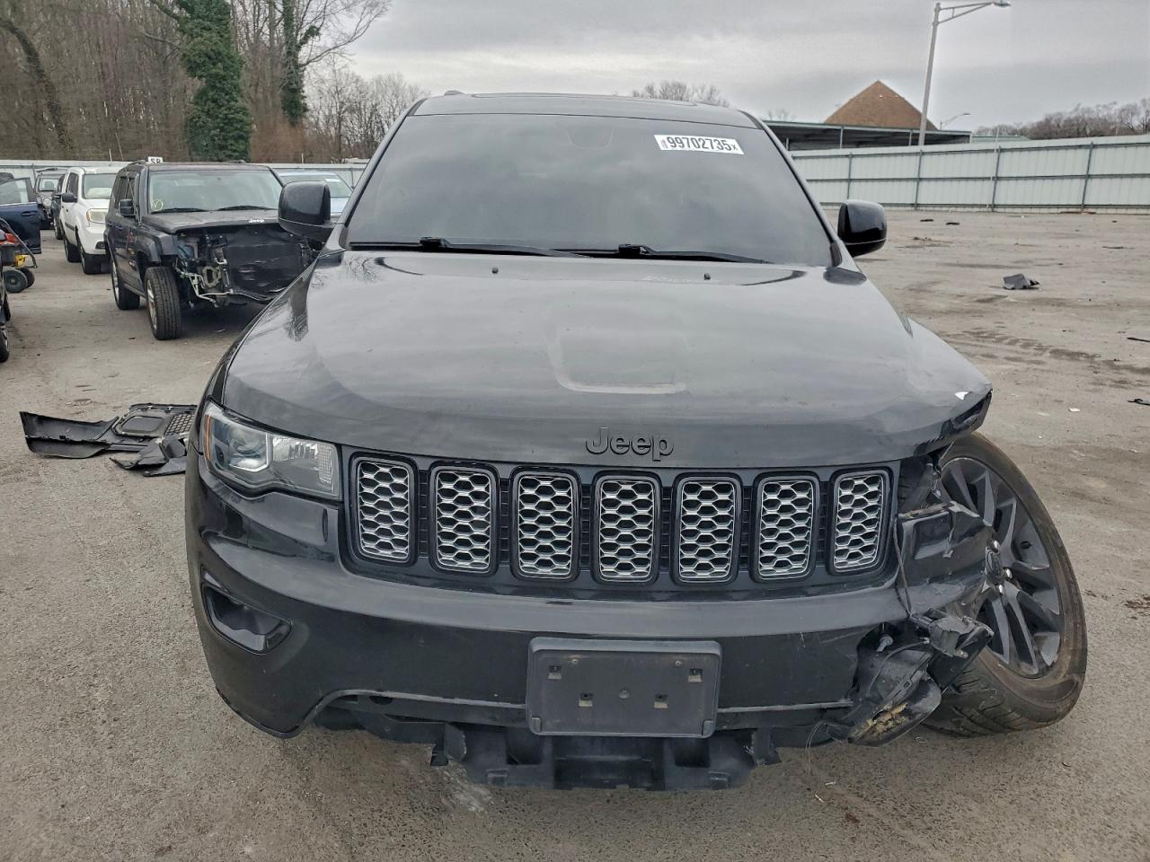 2018 JEEP GRAND CHEROKEE LAREDO photo 5