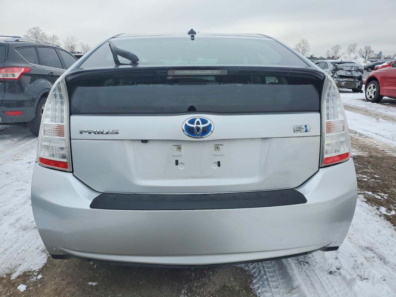 2010 TOYOTA PRIUS photo 6