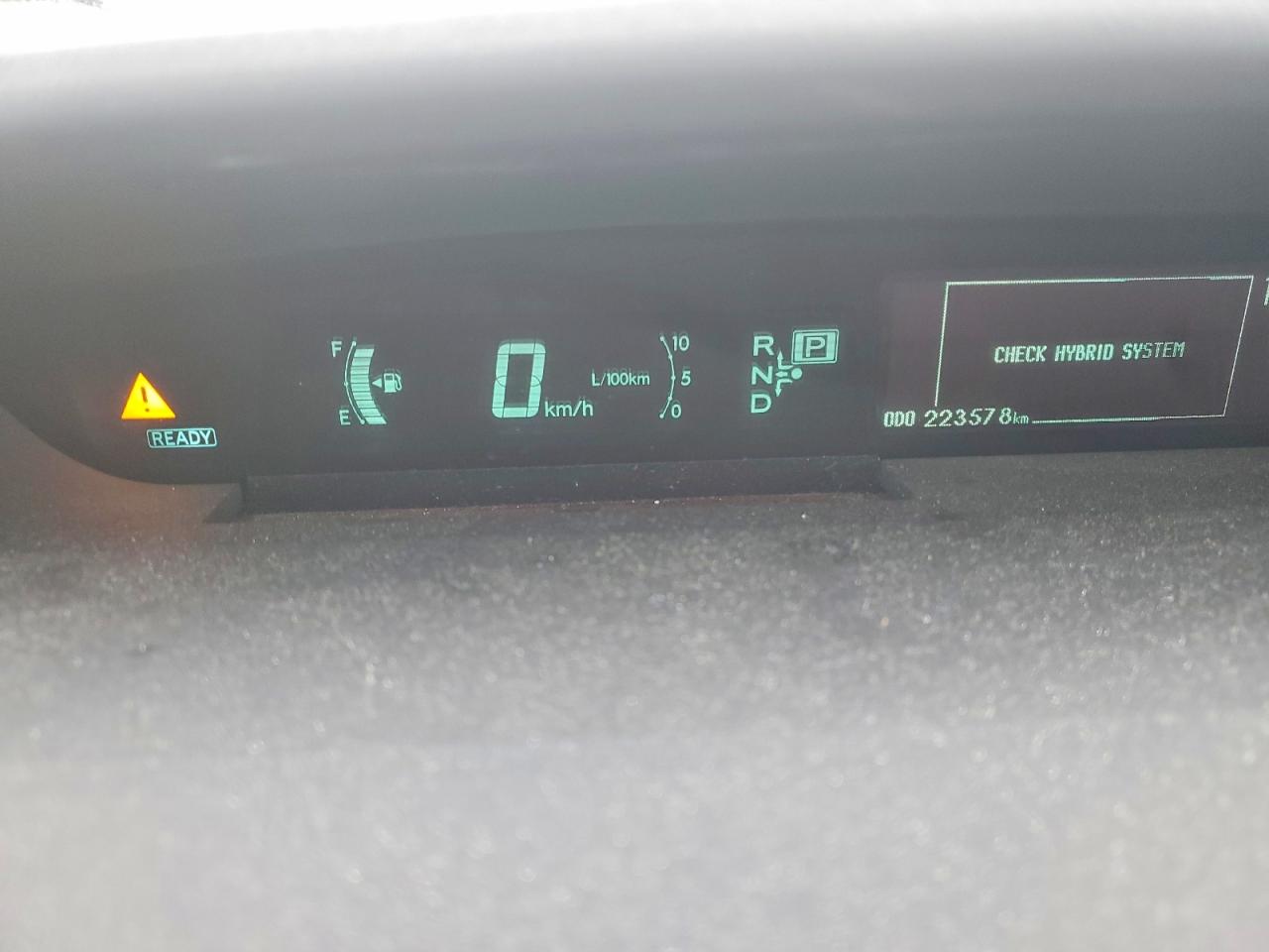 2010 TOYOTA PRIUS photo 9