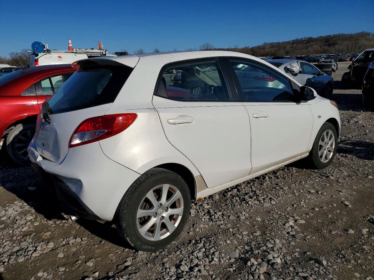 2012 MAZDA MAZDA2 photo 3