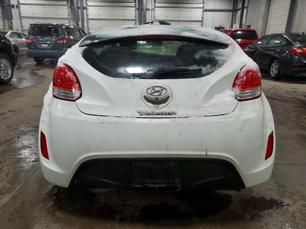 2015 HYUNDAI VELOSTER photo 6