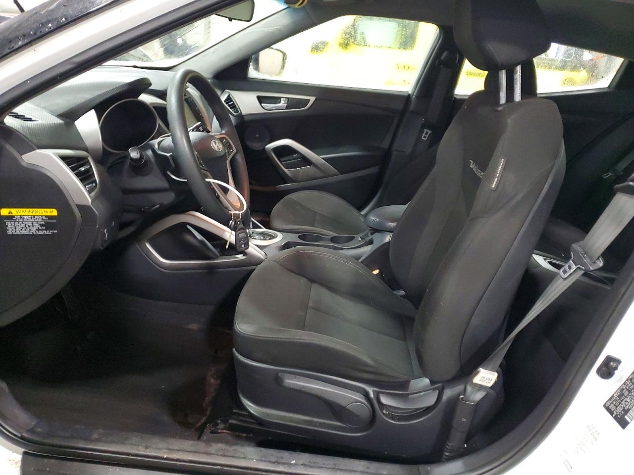 2015 HYUNDAI VELOSTER photo 7