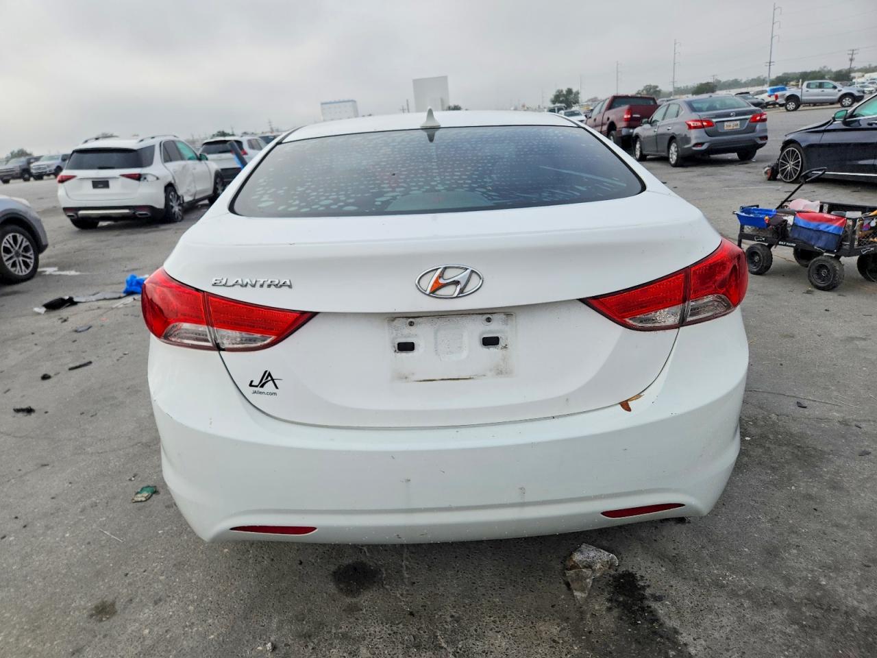 2013 HYUNDAI ELANTRA GLS photo 6
