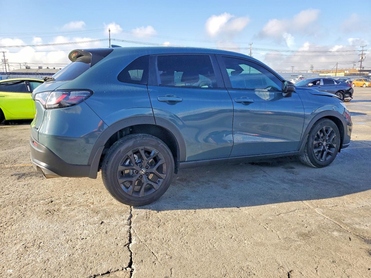 2024 HONDA HR-V SPORT photo 3
