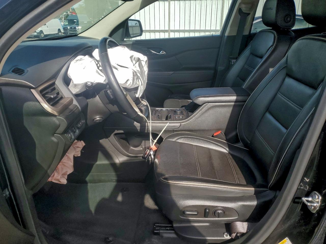 2023 GMC ACADIA DENALI photo 7