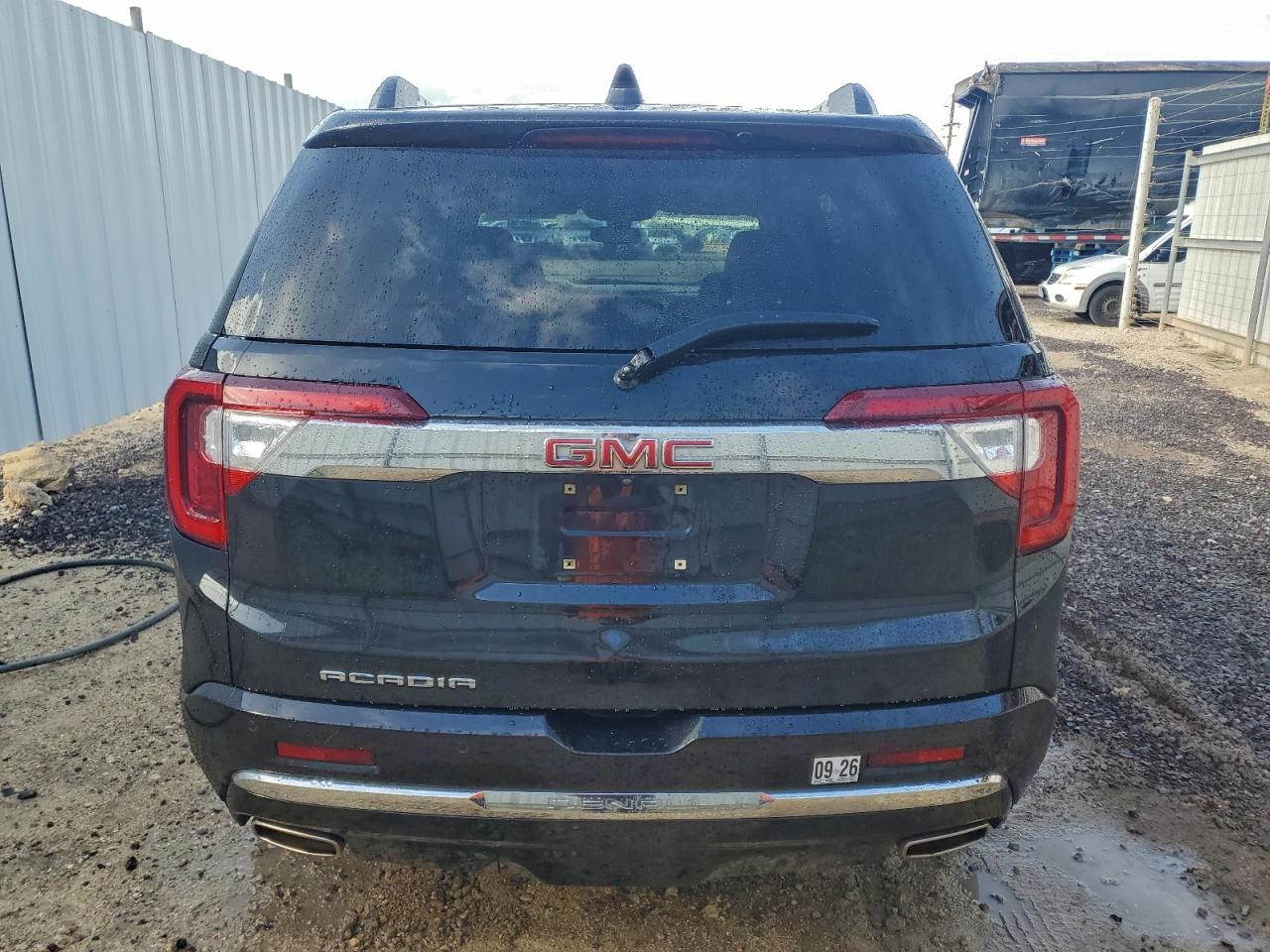 2023 GMC ACADIA DENALI photo 6