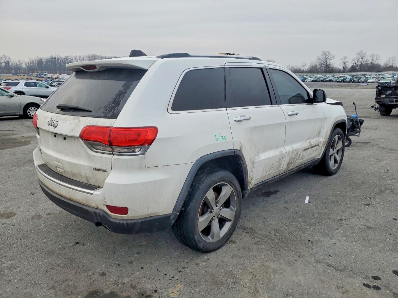 2015 JEEP GRAND CHEROKEE LIMITED photo 3