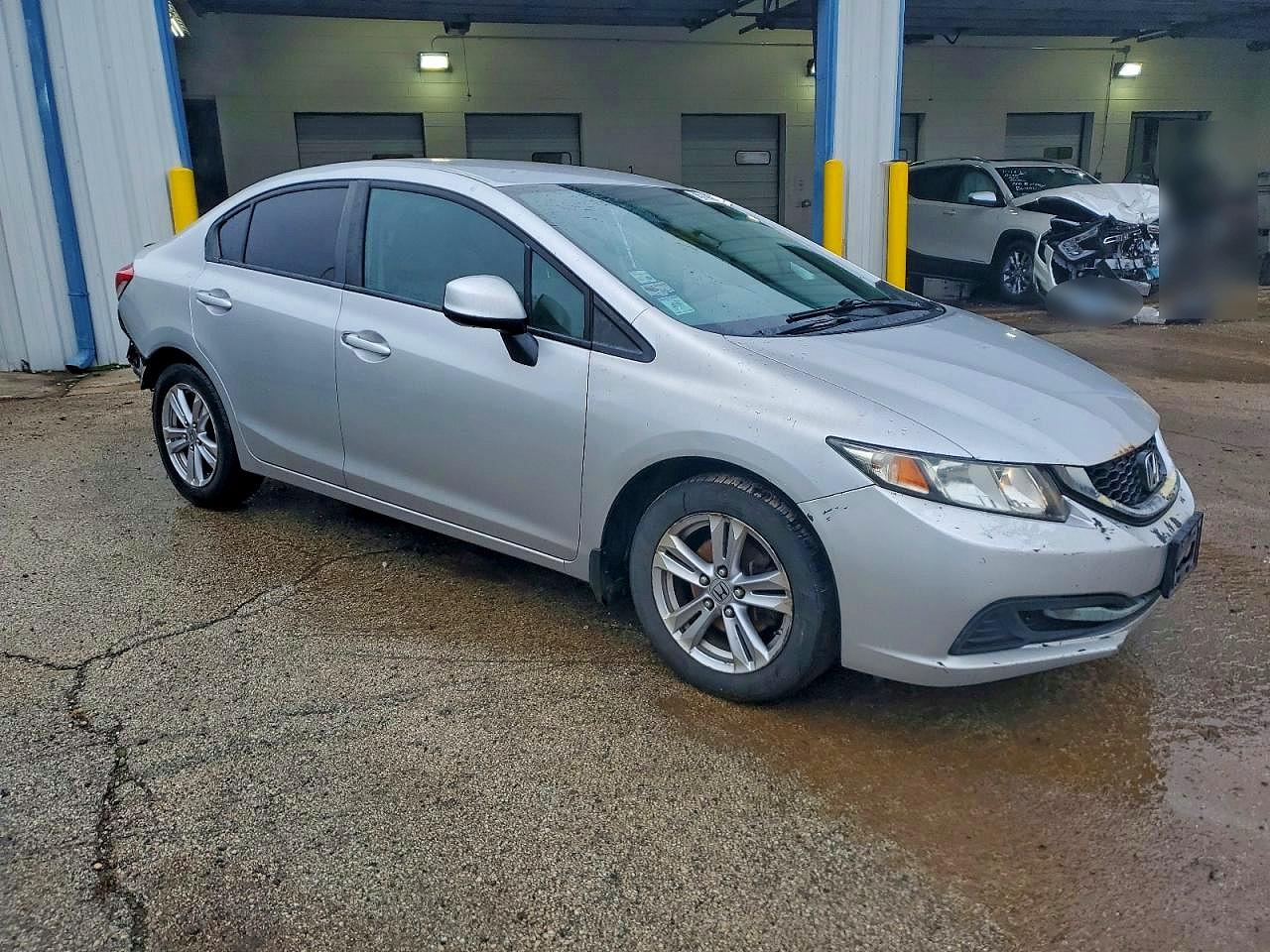 2013 HONDA CIVIC LX photo 4