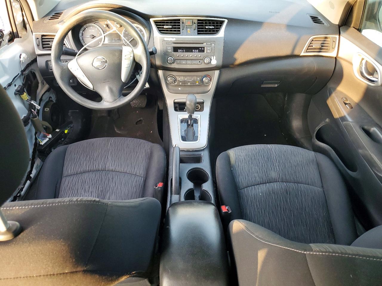 2014 NISSAN SENTRA S photo 8