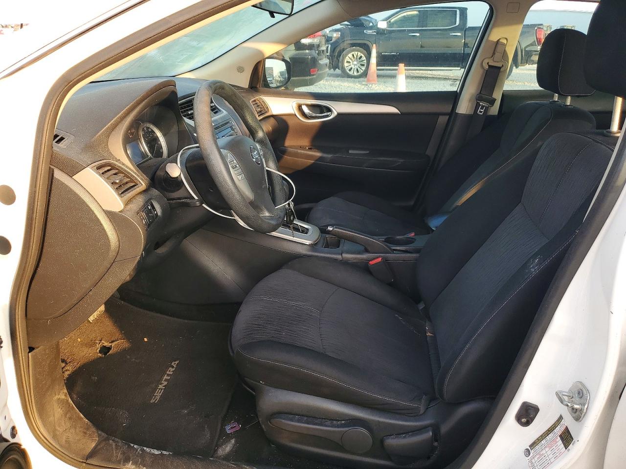 2014 NISSAN SENTRA S photo 7
