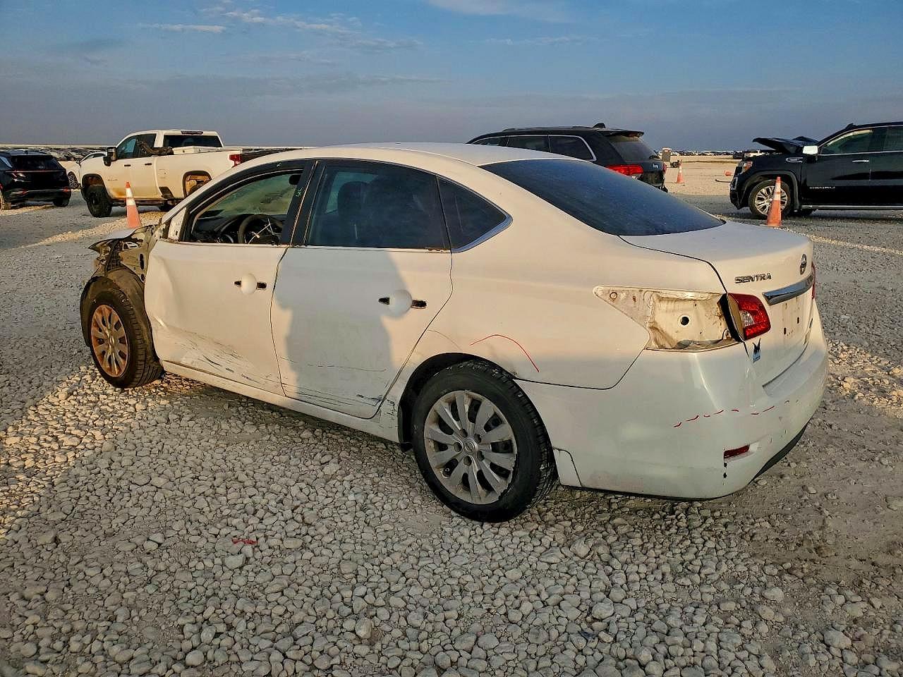 2014 NISSAN SENTRA S photo 2