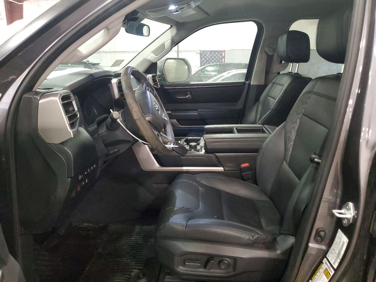 2024 TOYOTA TUNDRA CREWMAX SR photo 7