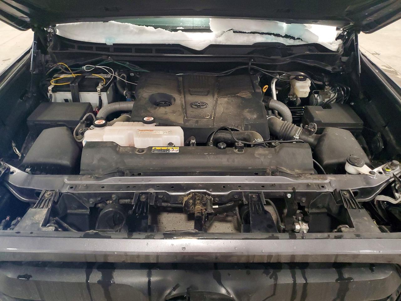 2024 TOYOTA TUNDRA CREWMAX SR photo 11