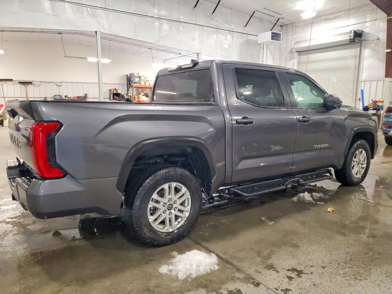 2024 TOYOTA TUNDRA CREWMAX SR photo 3