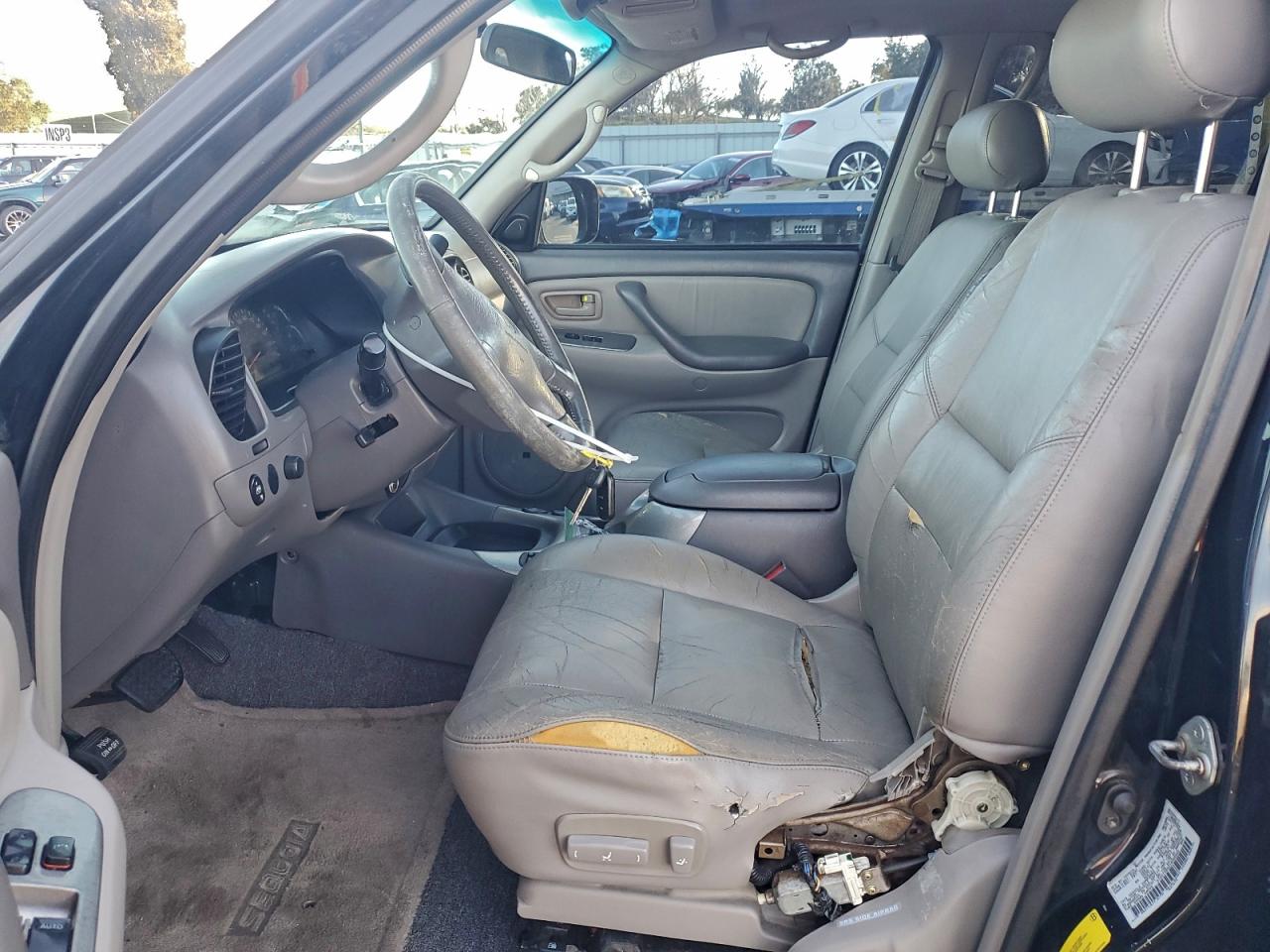 2001 TOYOTA SEQUOIA LIMITED photo 7
