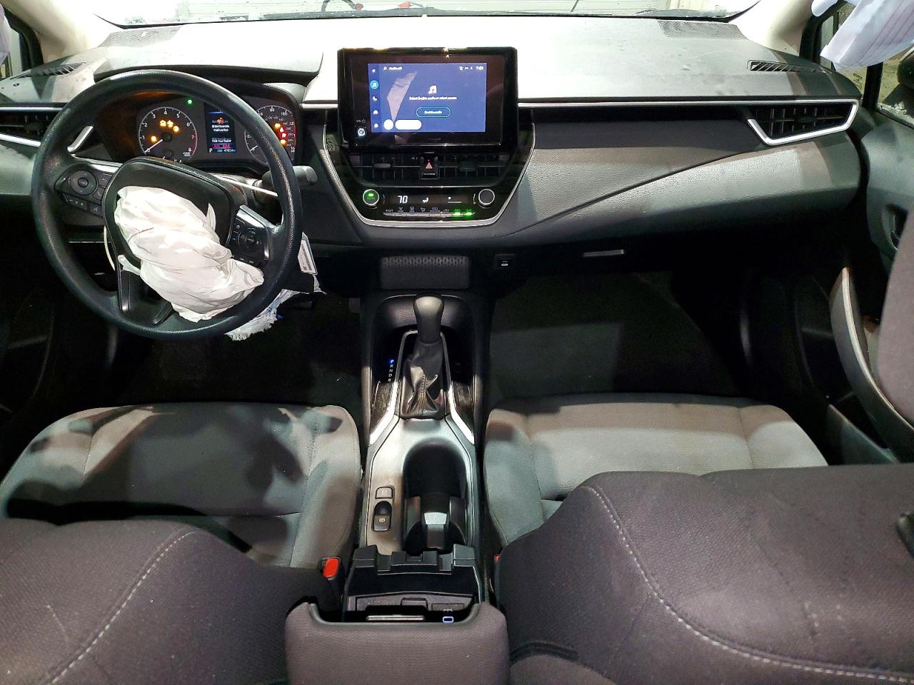 2024 TOYOTA COROLLA LE photo 8